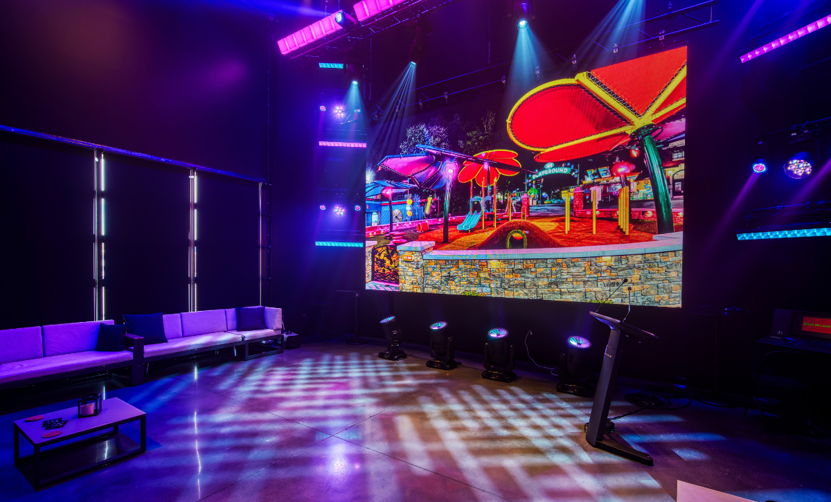 Commercial _ Illuminated Integration 8