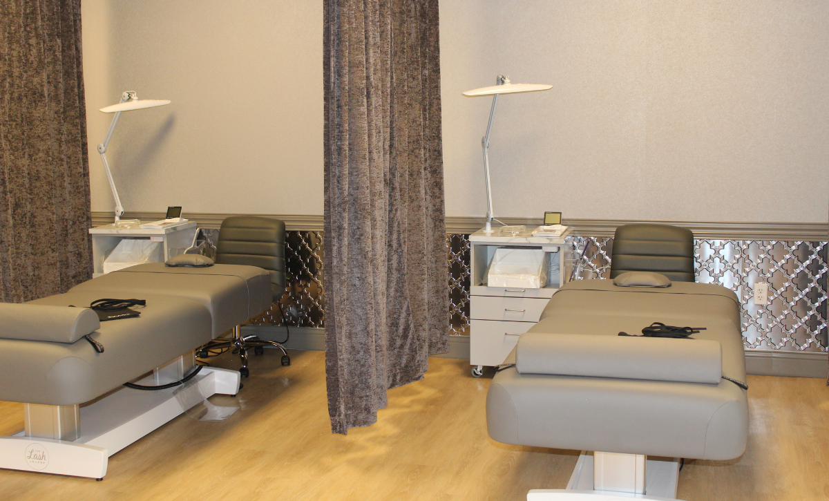 Hospitality + Retail - Lash Lounge 5