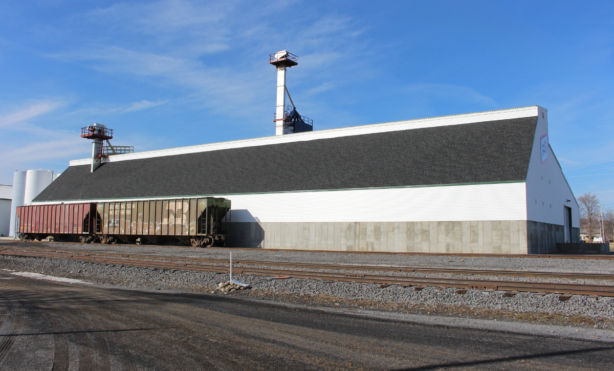 Industrial Agriculture - Growmark FS, LLC 5000T Dry Fertilizer Blend Plant and Operations Office 3