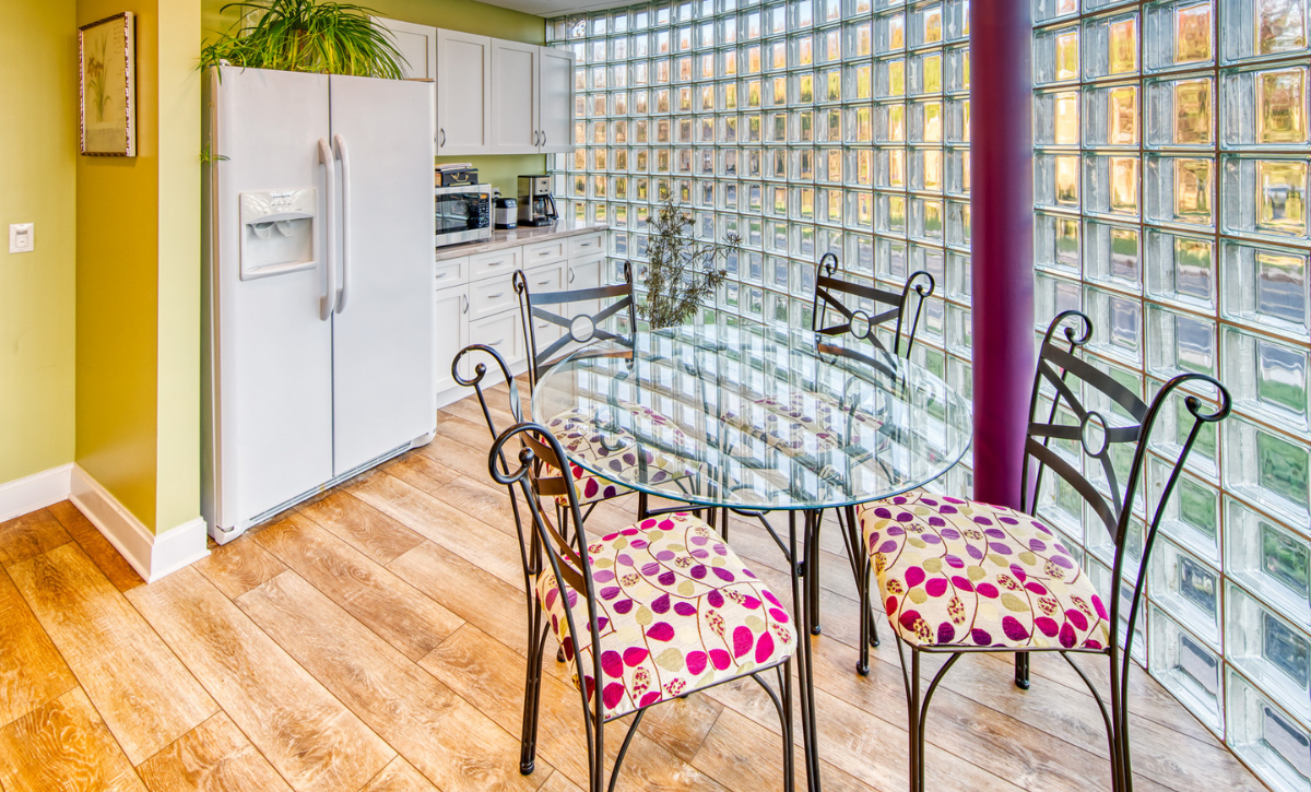 Health Care _ Natural Paths to Wellness 6